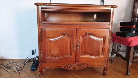 MEUBLE TELE EN MERISIER MASSIF
280 Agen (47)