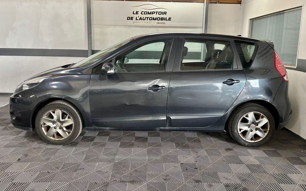 Sc&eacute;nic III Scenic III dCi 95 FAP eco2 Expression Euro 5 2010 occasion 95330 Domont