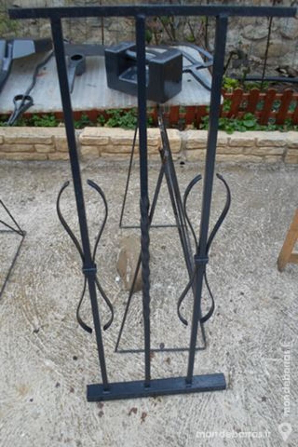 grille de securite defense a sceller Bricolage