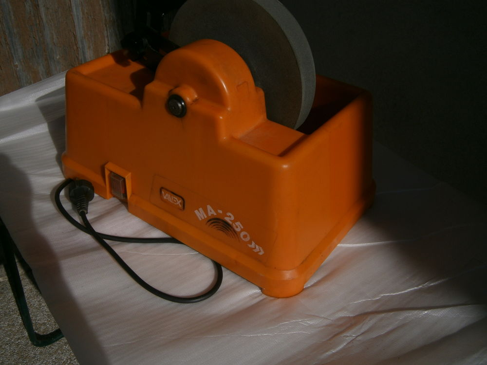 AFFUTEUSE a EAU VALEX Bricolage