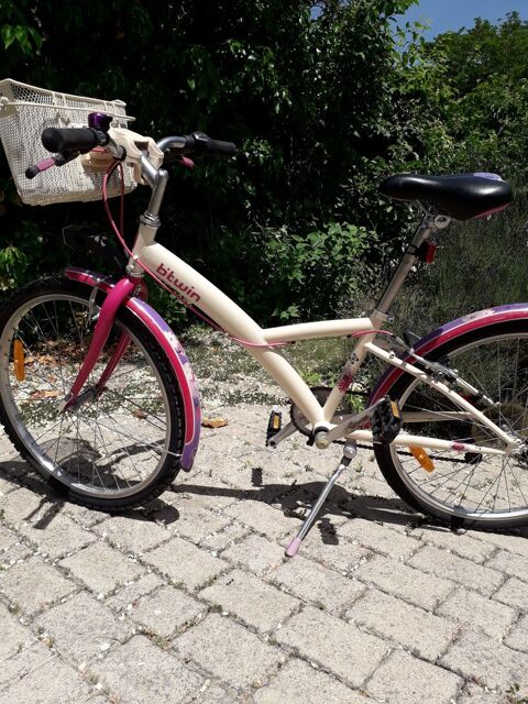 V�lo fille 80 Ch�lons-en-Champagne (51)