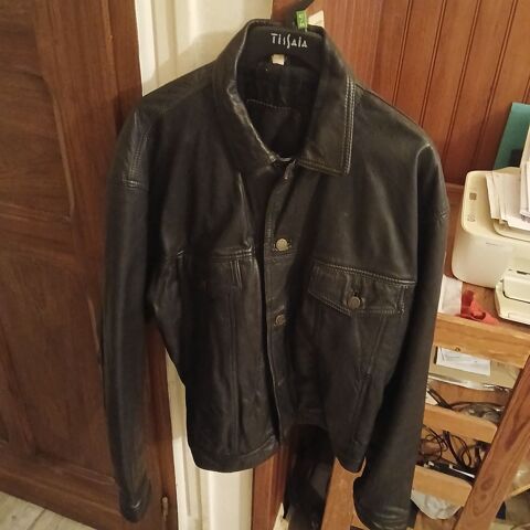 Veste homme en cuir noir style Levi.s 70 La Fouillouse (42)