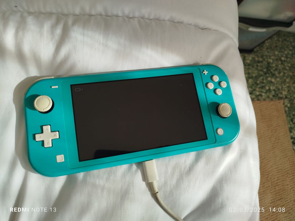 console Switch ainsi que 3 jeux Consoles et jeux vidos