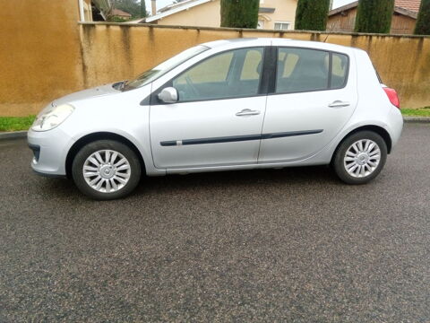 Renault clio iii 