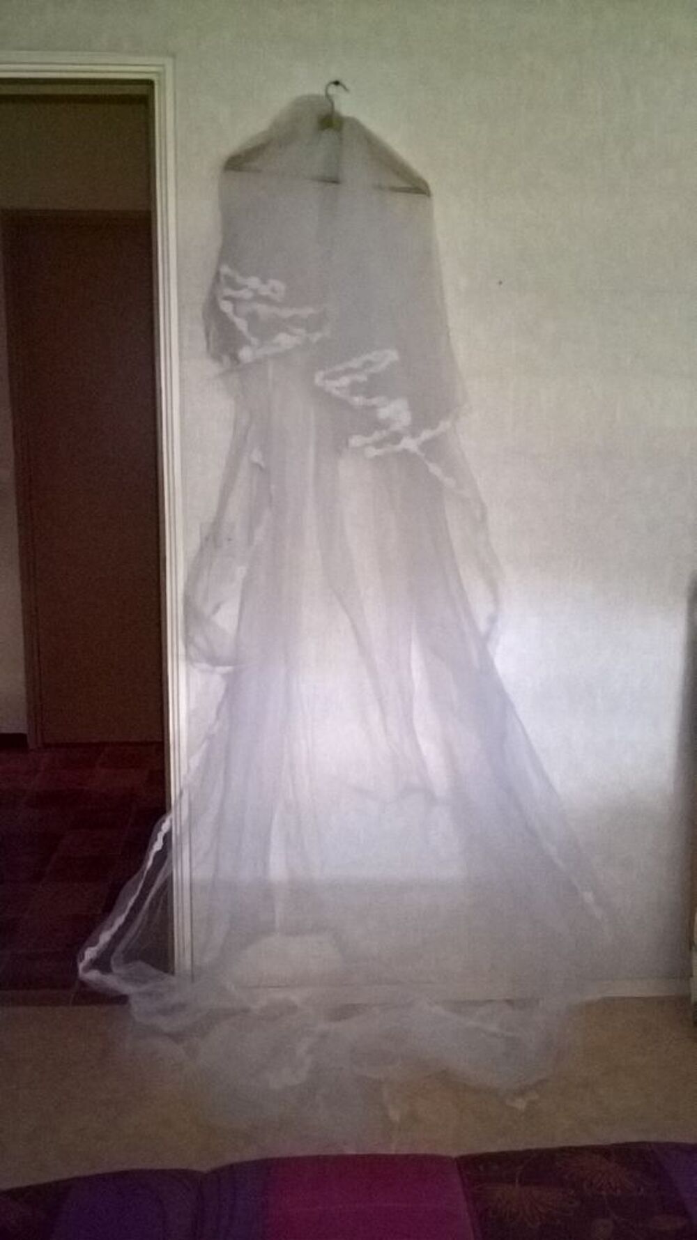 Robe de mari&eacute;e Vêtements