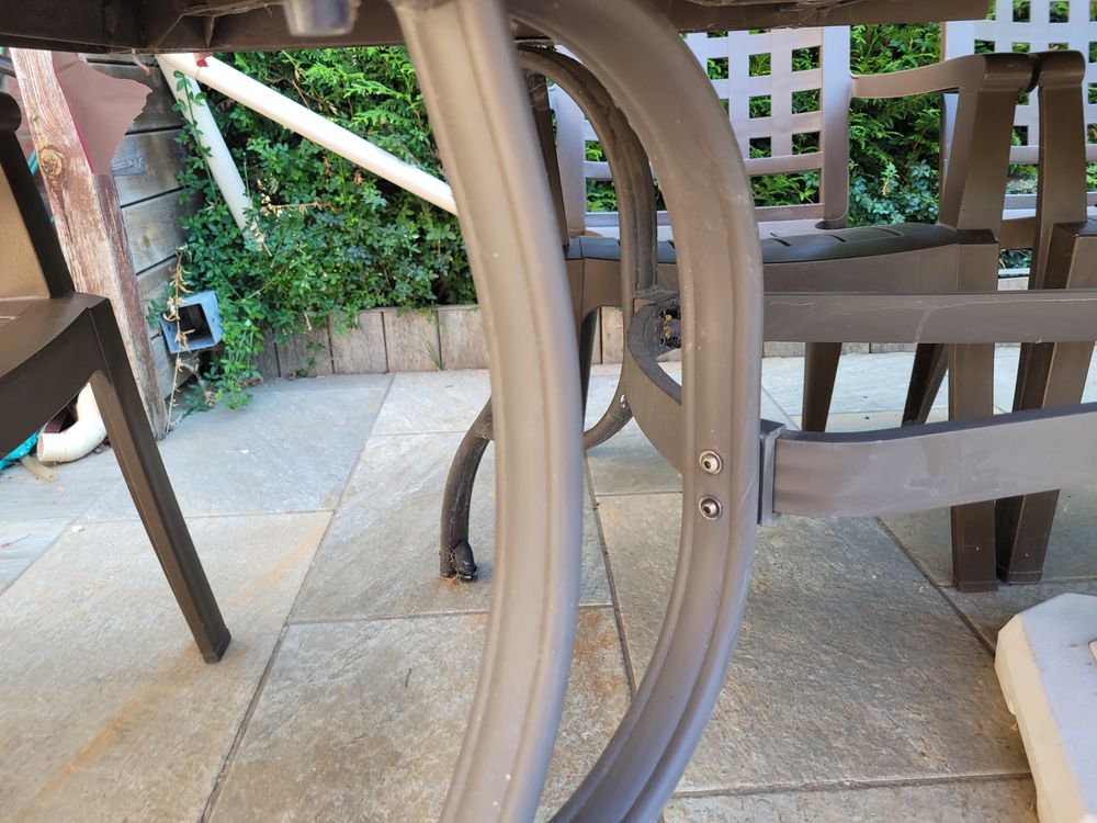 Salon de jardin complet Grosfillex - table extensible + 6 ch Jardin