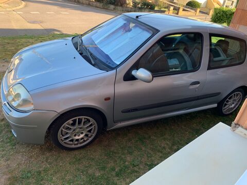 Renault Clio II Clio 2.0i 16V Renault Sport 2001 occasion Varsberg 57880