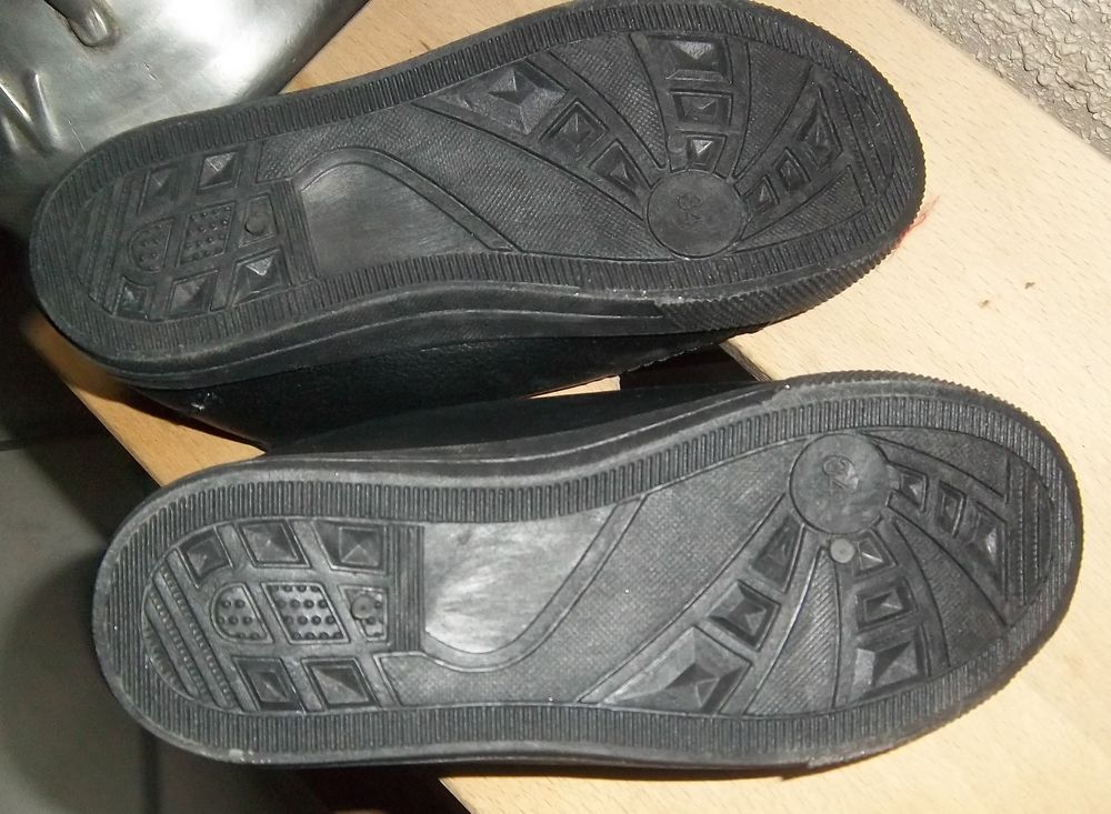 Baskets &agrave; scratch Sherry pointure 34 Chaussures enfants