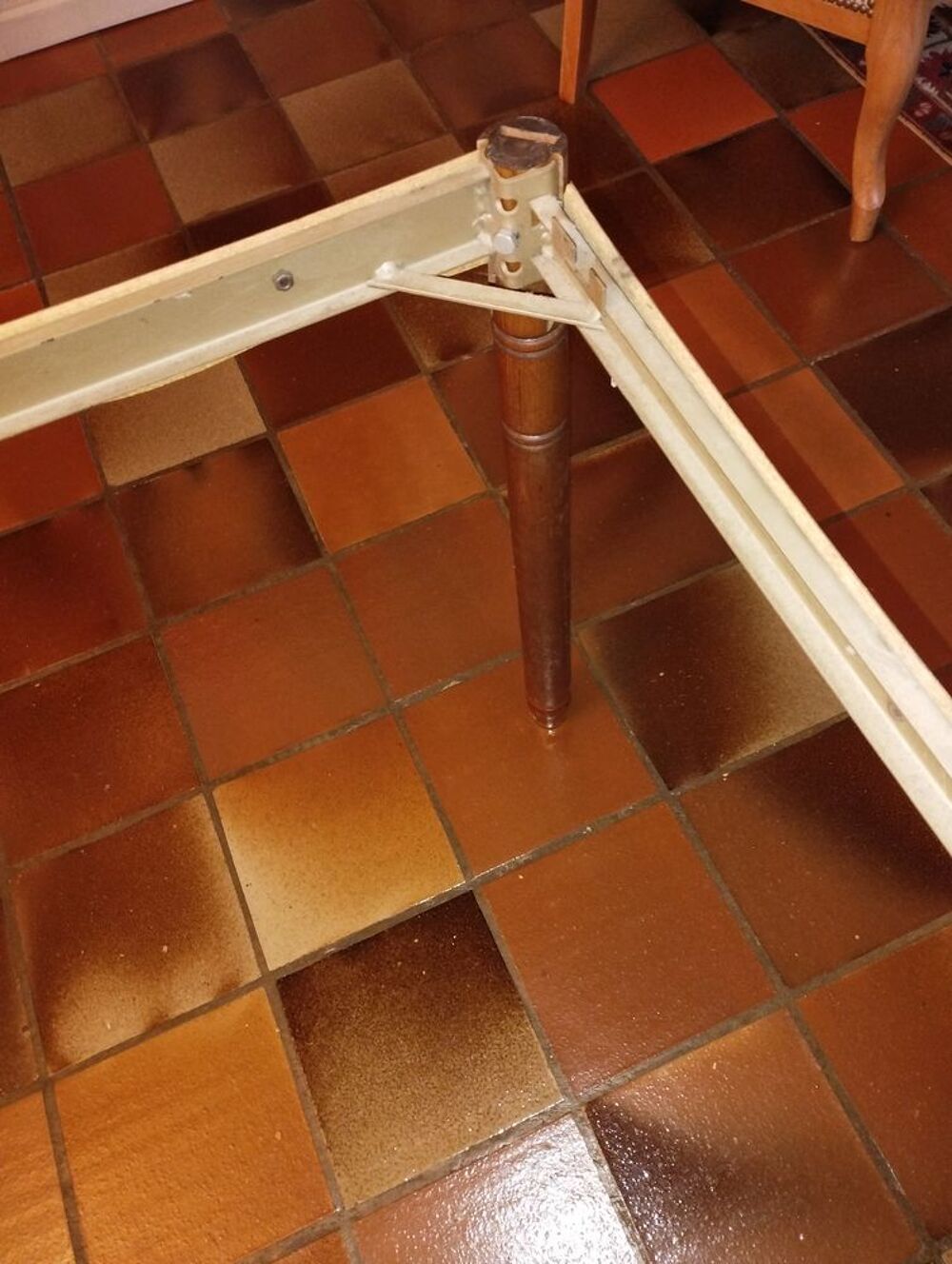 table de cuisine . Meubles
