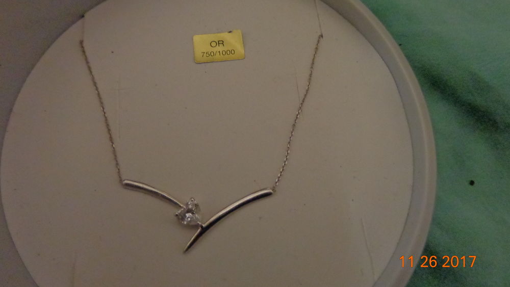 collier en or blanc Bijoux et montres