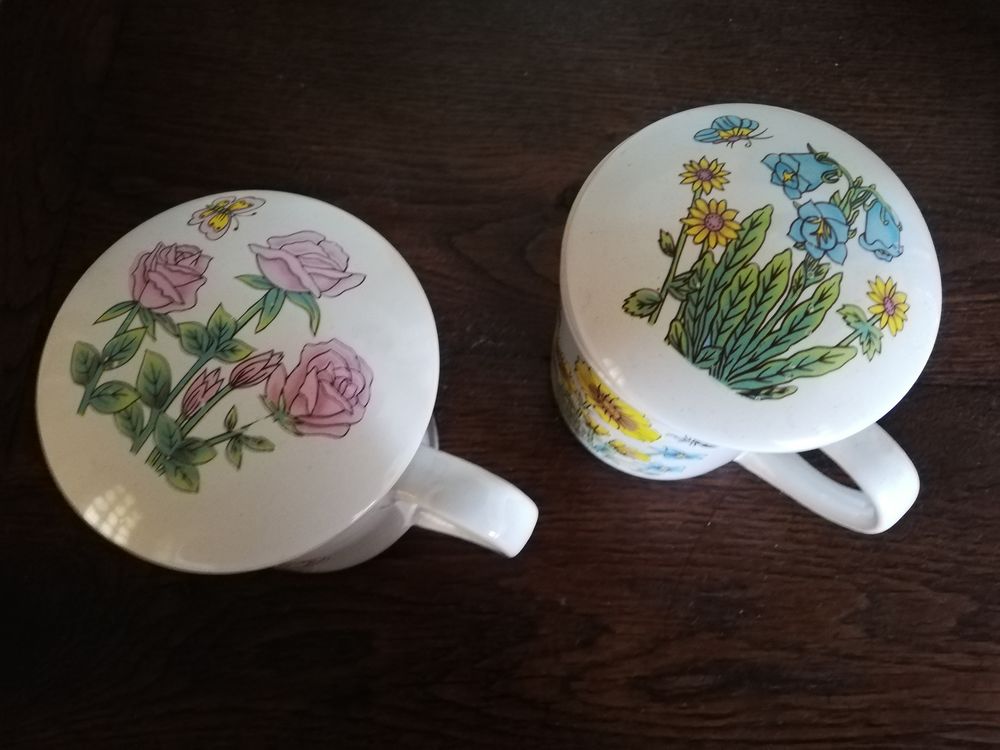 TASSES A TH&Eacute; AVEC FILTRE MOTIF FLEURS Cuisine