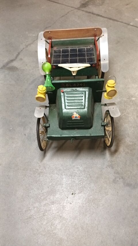 Voiture �  p�dales pour enfants 0 Linselles (59)