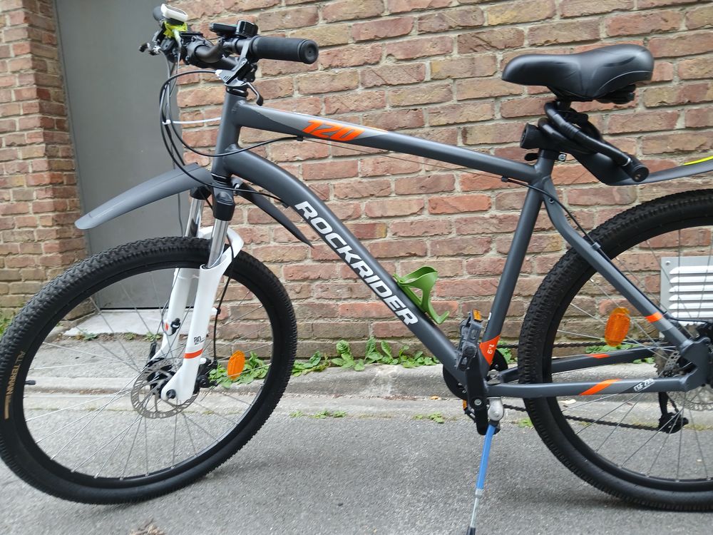 v&eacute;lo rockrider de d&eacute;catthlon ST 120 Vélos