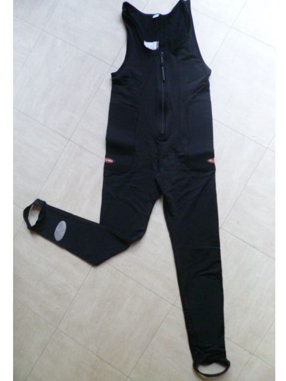 chaussons antid&eacute;rapants, combi plong&eacute;e + combi Rockrider Sports