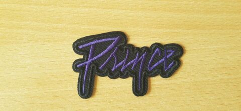 écusson brodé patch Prince prince signature 8x4,5 cm 4 Carnon Plage (34)