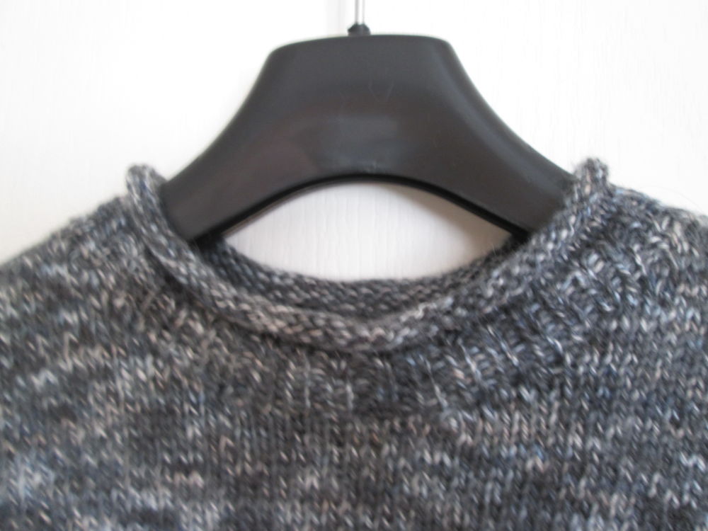 Pull bleu/gris tricot&eacute; en laine taille L Vêtements