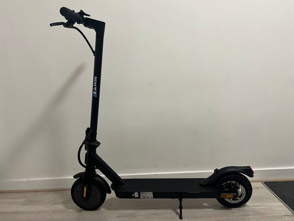 Trottinette &eacute;lectrique Leawin e5pro Vélos