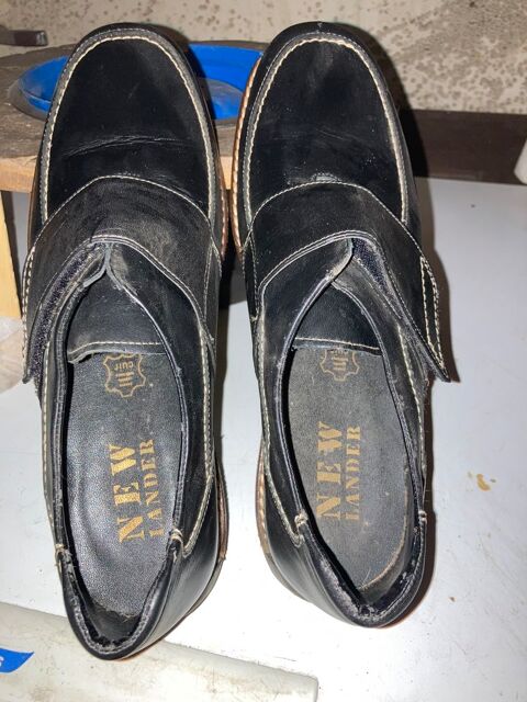 paire de chaussures en cuir pointure 39 10 Les �glisottes-et-Chalaures (33)