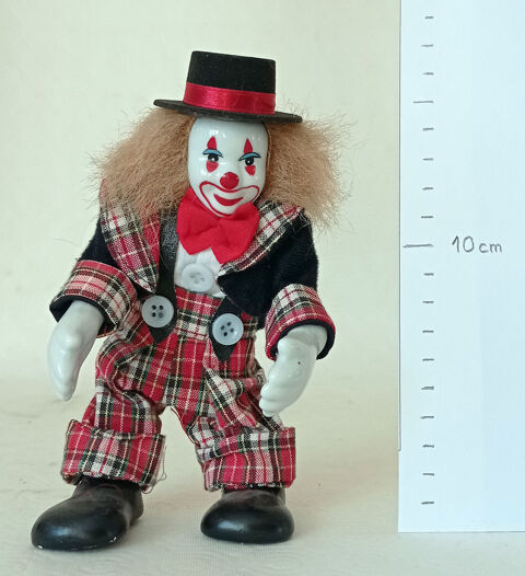 Poupée de collection en porcelaine de 20cm 5 Mons-en-Barœul (59)