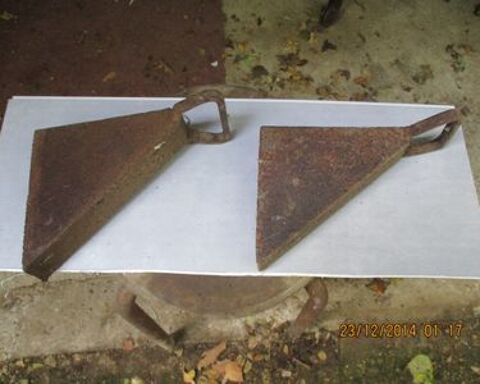 2 cales mtalliques 8 Casteljaloux (47)