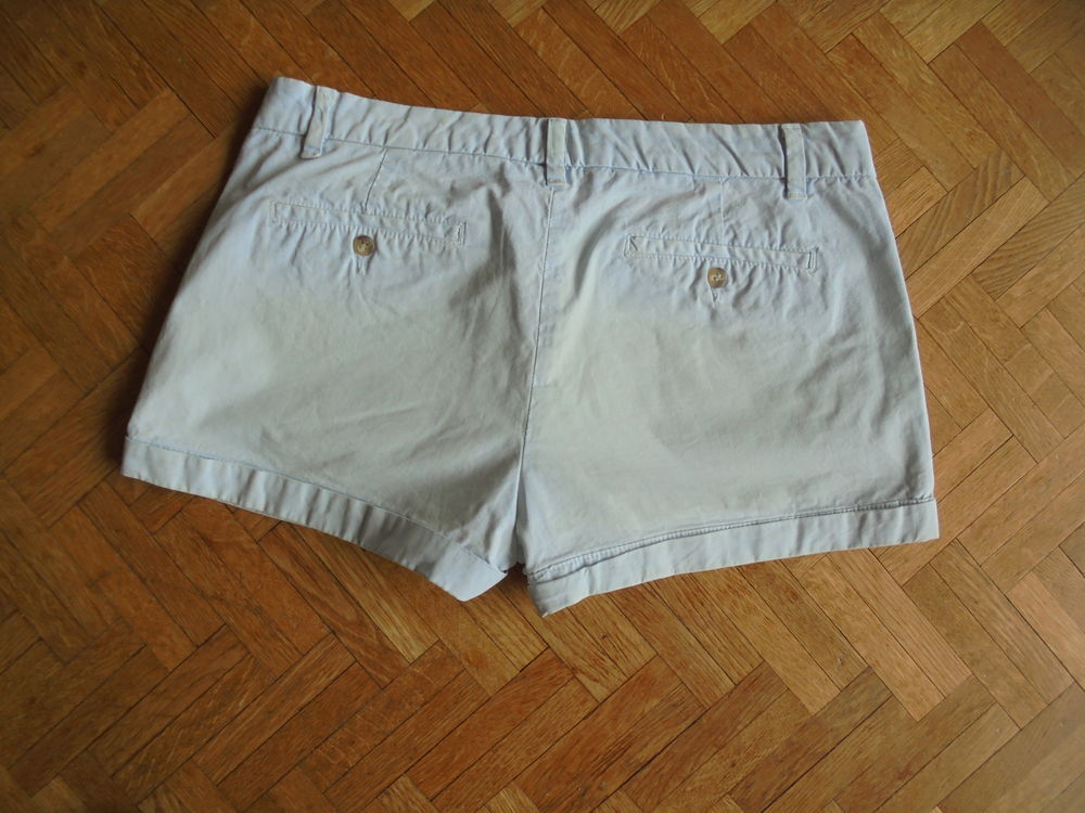 Short bleu ciel Zara (51) Vêtements