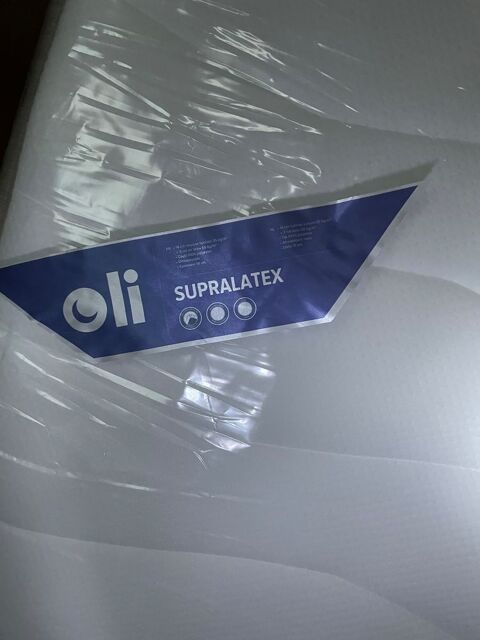 Matelas neuf 260 Hem (59)