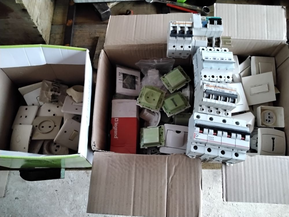 Petit mat&eacute;riel electrique Bricolage