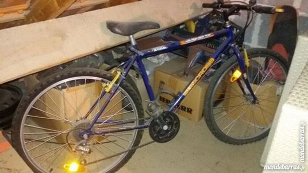 VTT D&eacute;cathlon Vélos