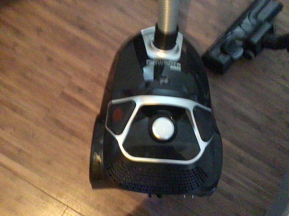 Aspirateur ROWENTA Electroménager