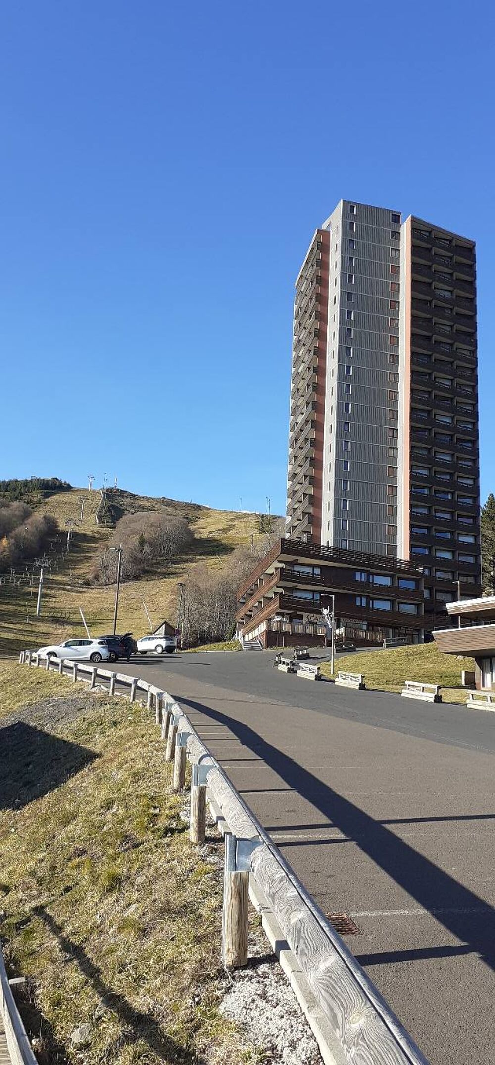  L'ETE A SUPER BESSE  EN AUVERGNE APPARTEMENT 5 PERSONNES Auvergne, Super Besse (63610)