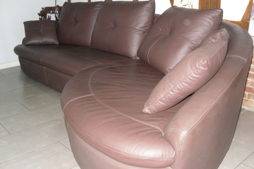 CANAPE NEUF CUIR Meubles