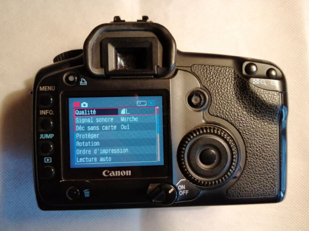 Canon EOS 5D boitier nu + 2 batteries Photos/Video/TV