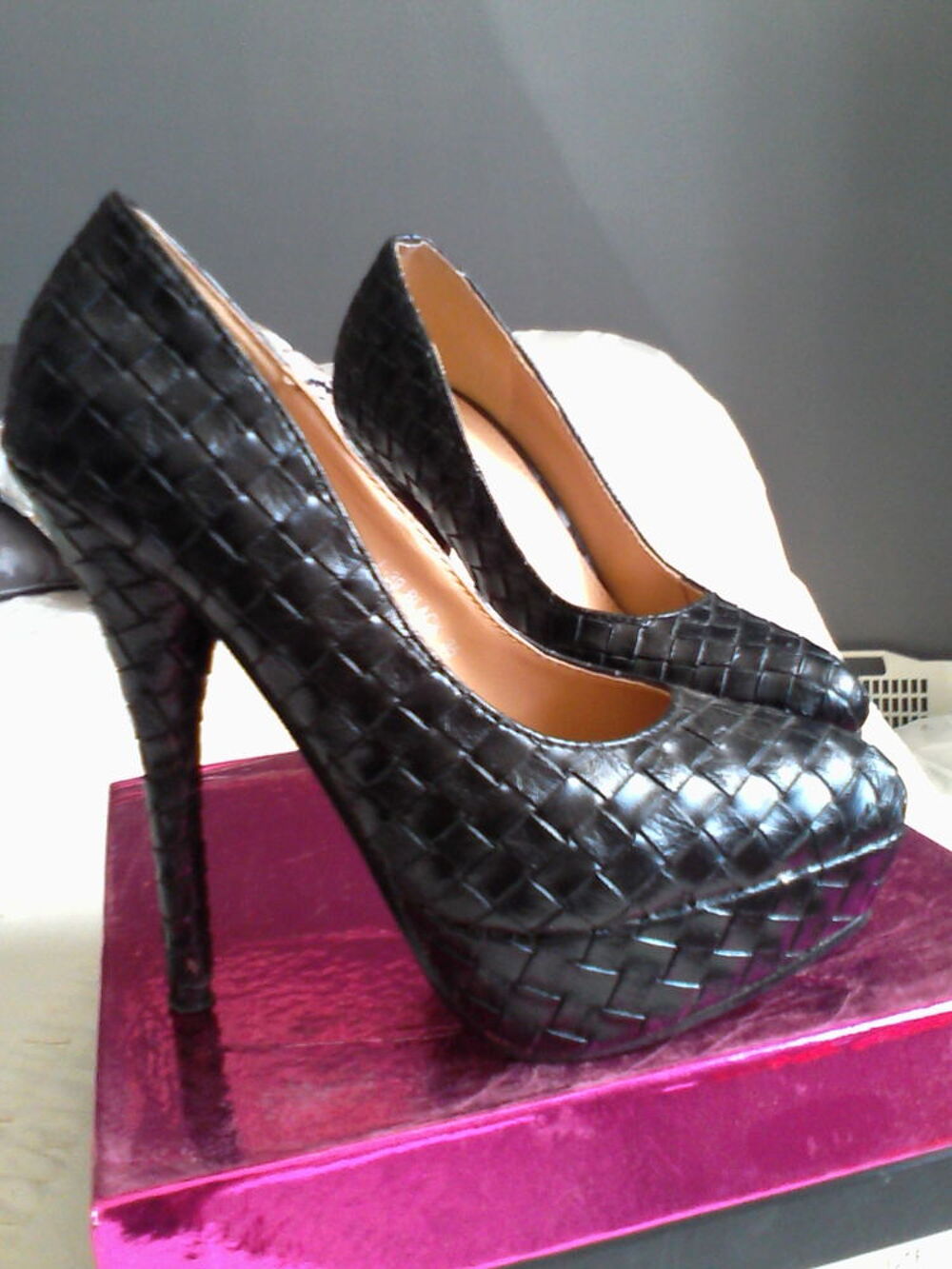 ESCARPINS EN NOIR Chaussures