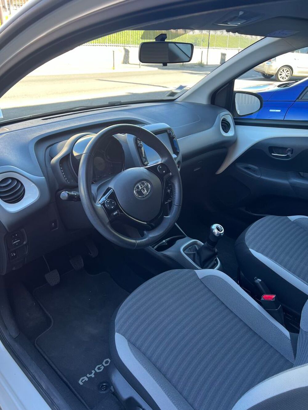 Aygo Pro 1.0 VVT-i x-play 2019 occasion 94200 Ivry-sur-Seine