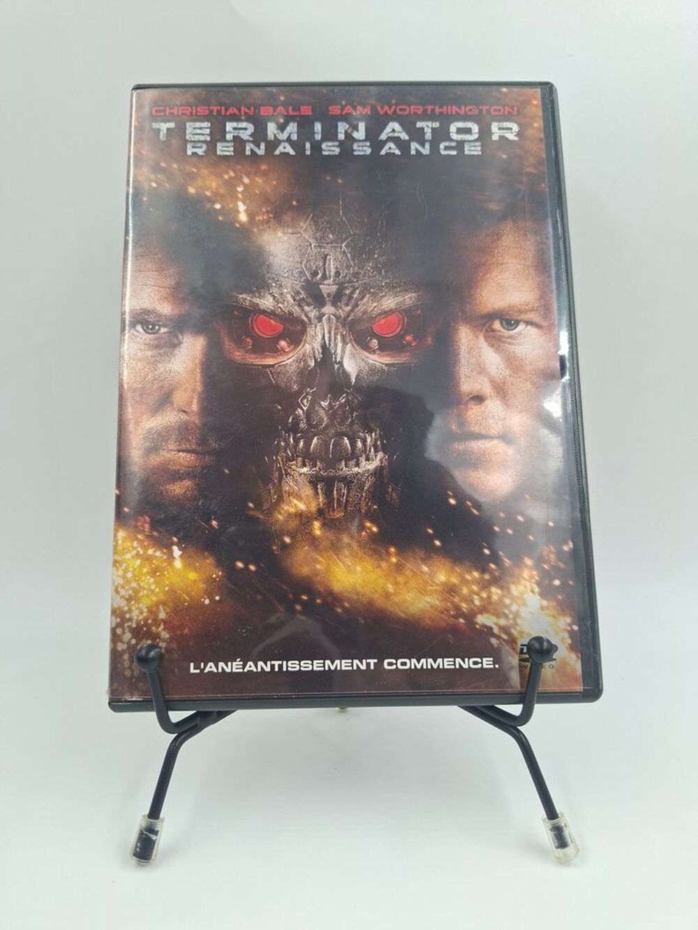 DVD Terminator Renaissance avec boite DVD et blu-ray