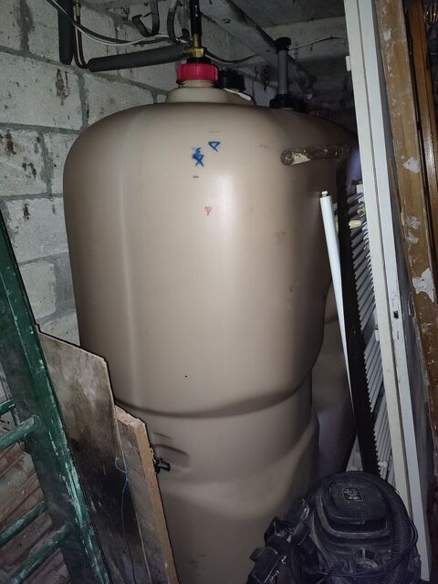 Citerne 1500 l avec 500 l Fuel domestique 250 Basly (14)
