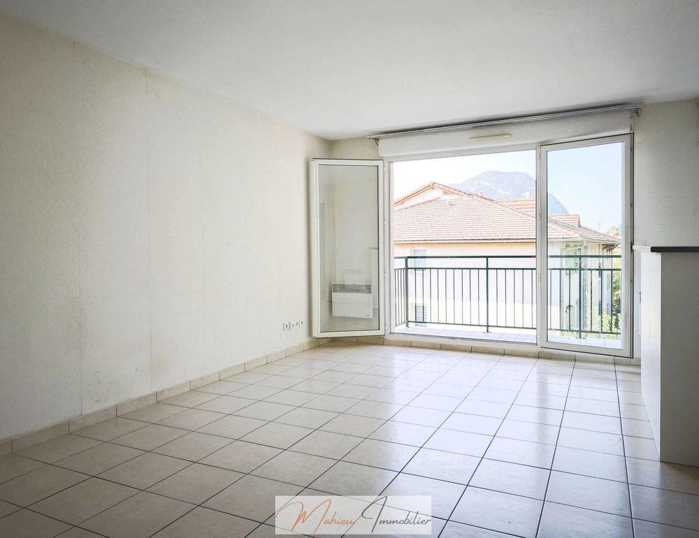 Vente Appartement APPARTEMENT T2 A VENDRE, Collonges 01550 - Pays de Gex Collonges