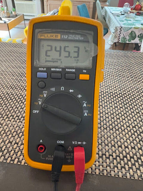 multim�tre FLUKE 112 130 Saint-Andr�-d'Ol�rargues (30)