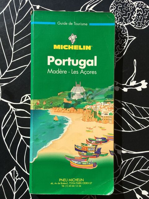 PORTUGAL , Madre , Les Aores- Guide vert Michelin, 270 p 3 L'Isle-Jourdain (32)