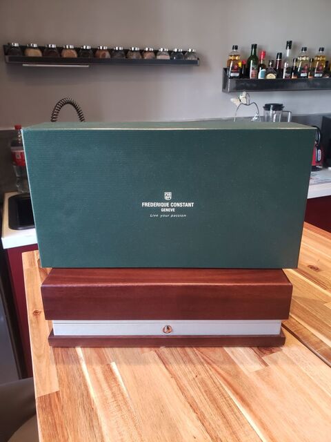 Coffret Fr�d�rique constant 1550 Charleville-M�zi�res (08)