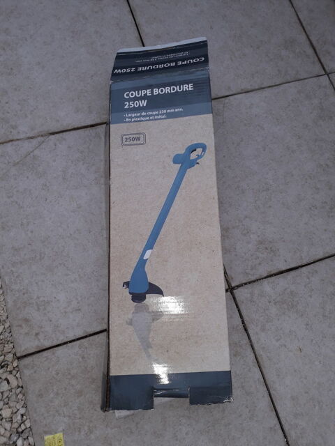 Dbroussailleur de jardin ou coupe bordure 10 Mitry-Mory (77)