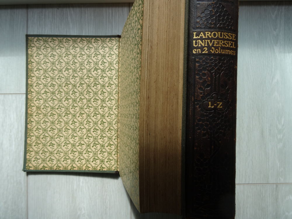 Larousse Encyclop&eacute;dique Universel en 2 volumes 