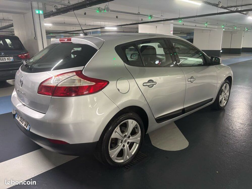 M&eacute;gane III 2.0 16V 140 Privil&egrave;ge CVT 2009 occasion 92500 Rueil-Malmaison