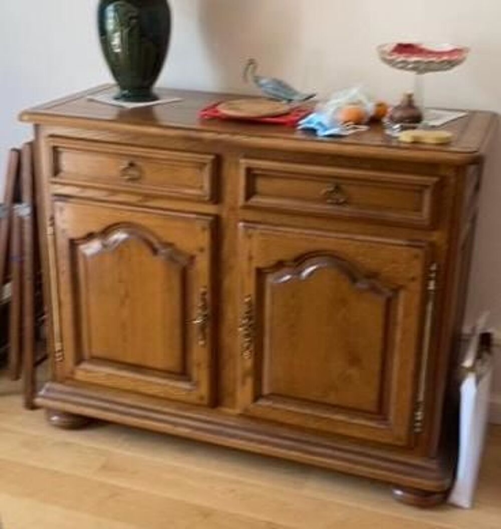 Dons de meubles &agrave; Chamonix 74400.
A retirer sur plqce Meubles