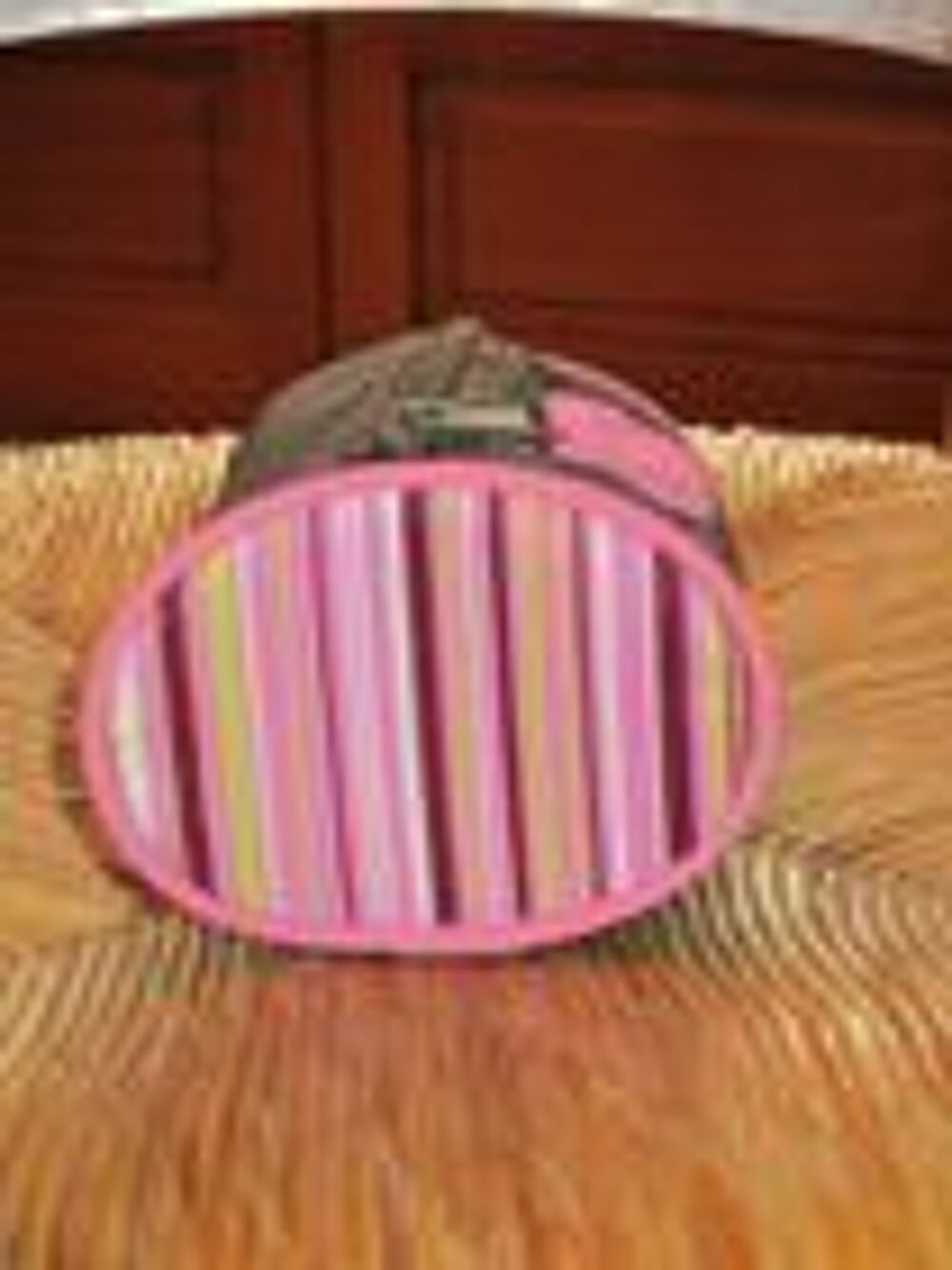 Trousse de voyage ray&eacute;e violet neuve et autres mod&egrave;les Maroquinerie