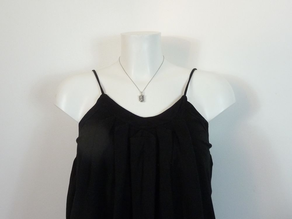 Collier en M&eacute;tal Argent&eacute; avec son Pendentif &agrave; Strass- Neuf Bijoux et montres