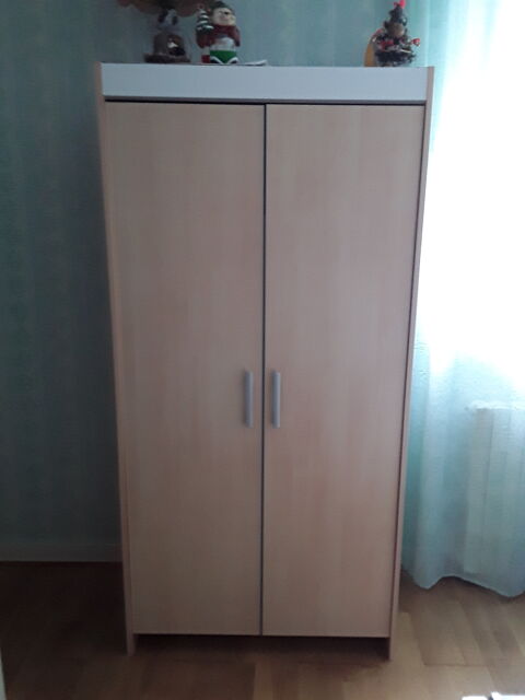 Armoire en bois clair  deux portes 85 Bordeaux (33)