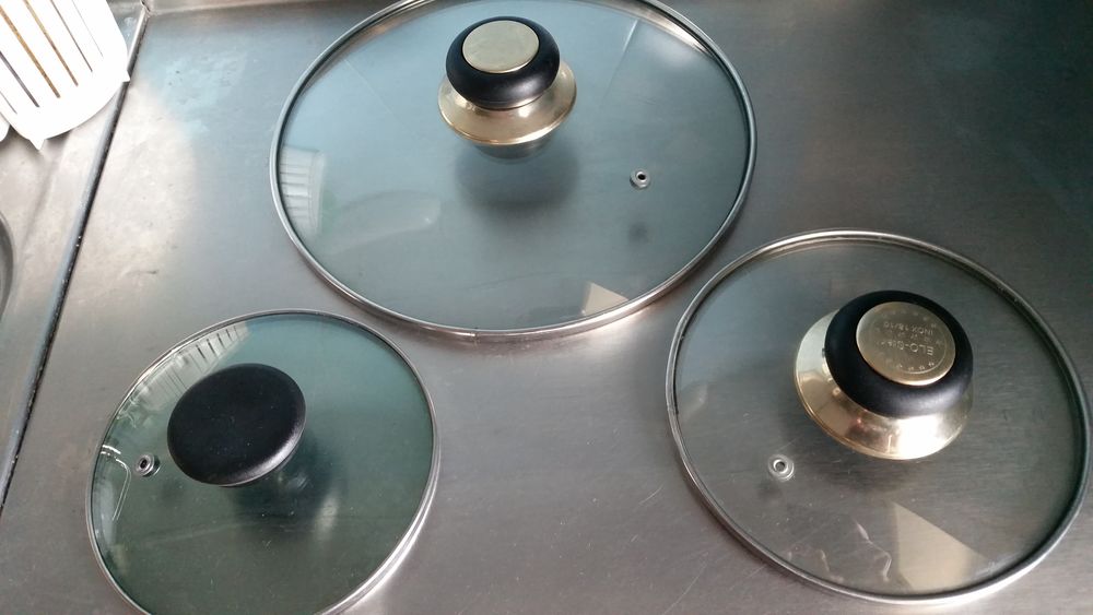 Couvercles en verre et inox Cuisine