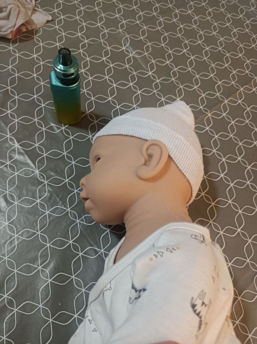 poup&eacute;e reborn Jeux / jouets
