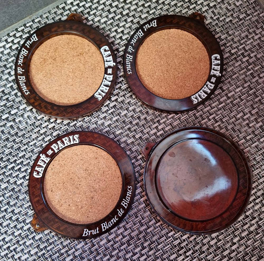Lot de 4 sous verre Caf&eacute; de Paris Vintage 